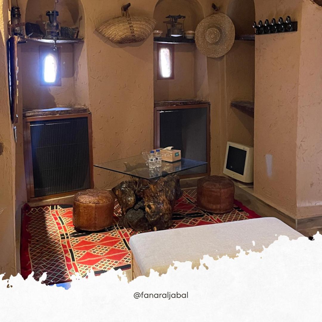 Fanar Aljabal * Sayq